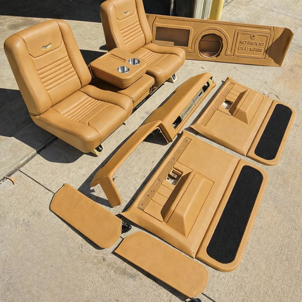 a4d9a5c4-2f29-44ec-83a4-b08a1f42d3f0 1984 Chevrolet C10 CUSTOM SETUP WITH SPEAKER BOX - Image 1